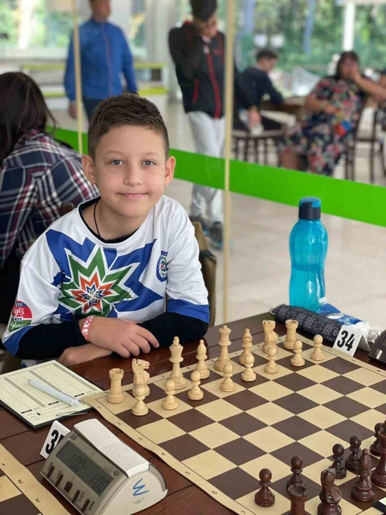 Büyükşehi̇rden Sağlıklı Nesi̇ller İçi̇n Her Mevsi̇m Spor