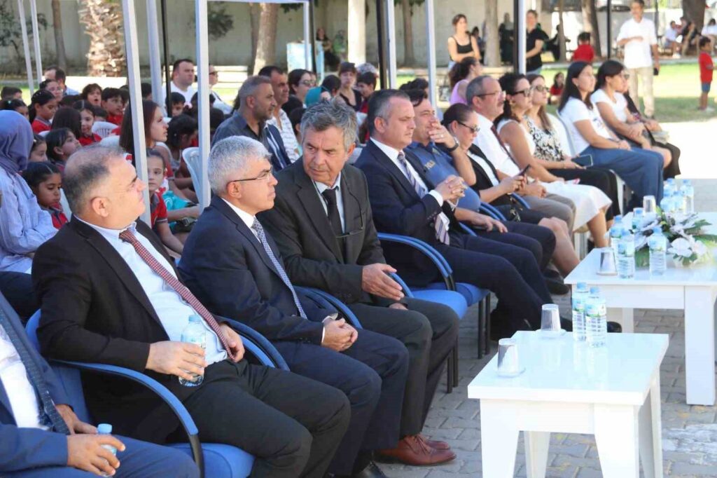 Fethi̇ye Kaymakamı Akkaya, “Öğretmenleri̇ni̇ze Bol Bol Soru Sorun”