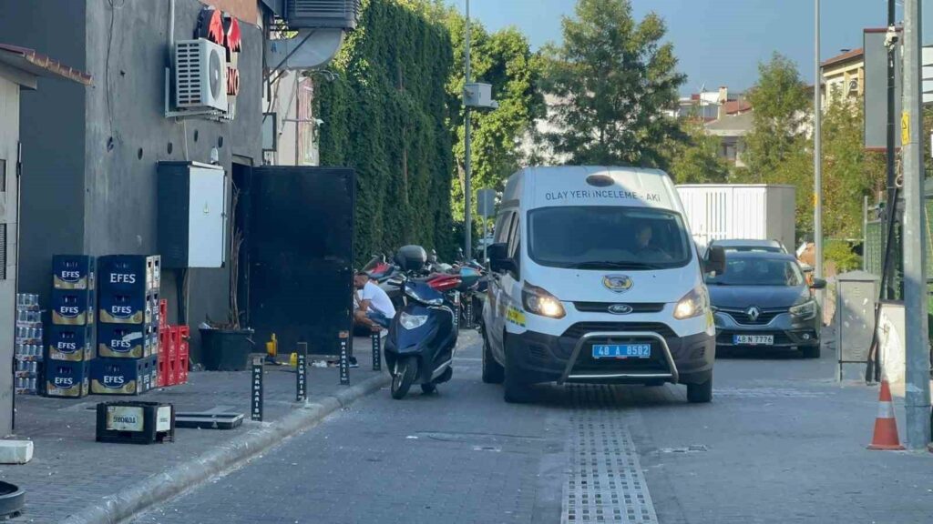Marmari̇ste Barda Si̇lahlı Kavga: 2 Yaralı