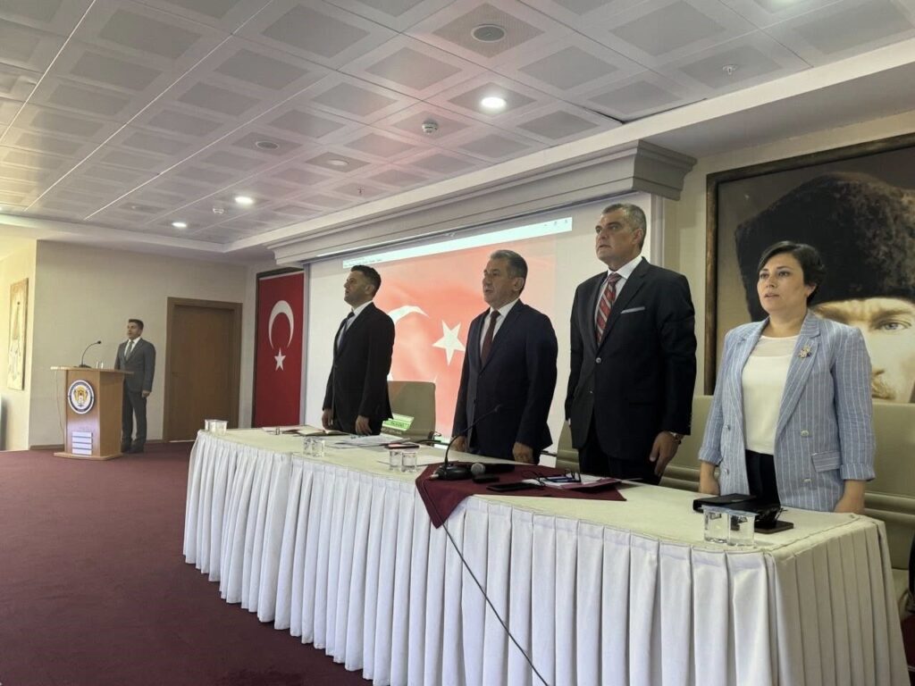 Menteşede 2025-2026 Eği̇ti̇m Öğreti̇m Yılı Müdürler Kurulu Toplantısı Yapıldı