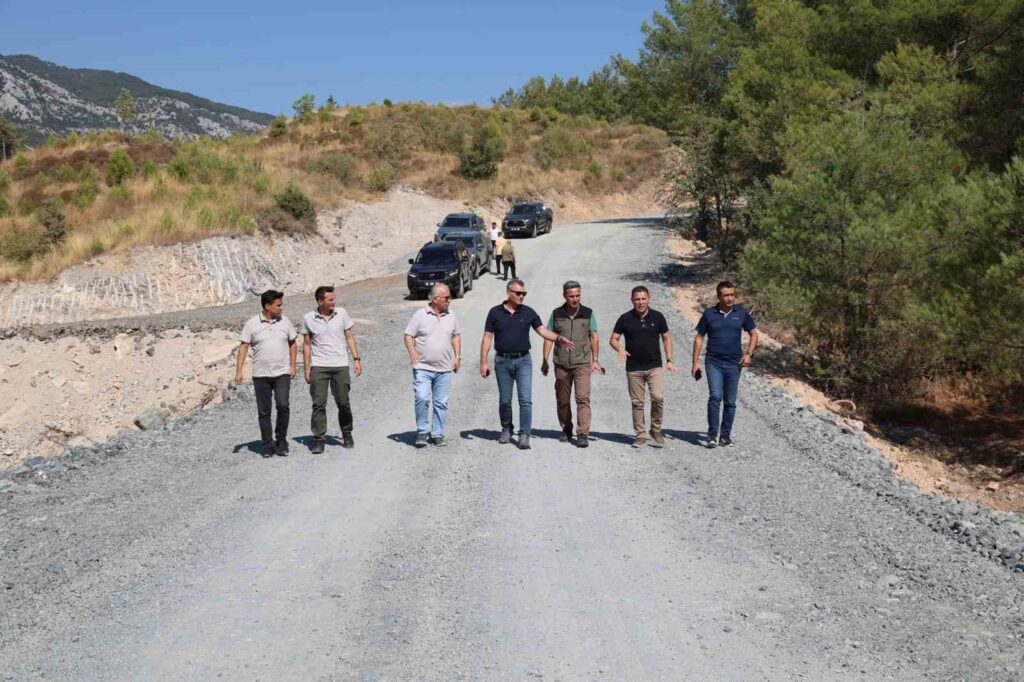Orman Yolu Çalışmaları Yeri̇nde İncelendi̇