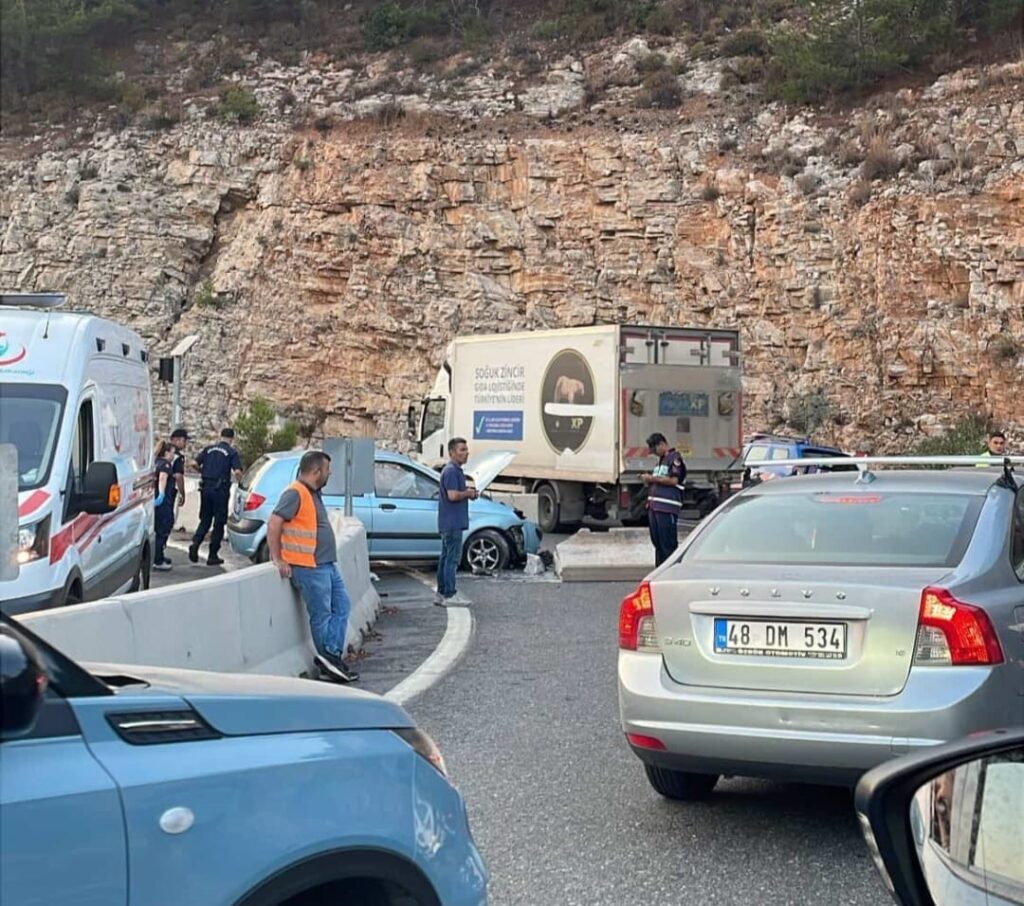 Muğlada Trafi̇k Kazası: 2 Yaralı