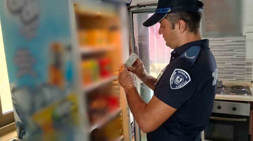 Bodrumdaki̇ Kanti̇nlerde Deneti̇mler Sürüyor
