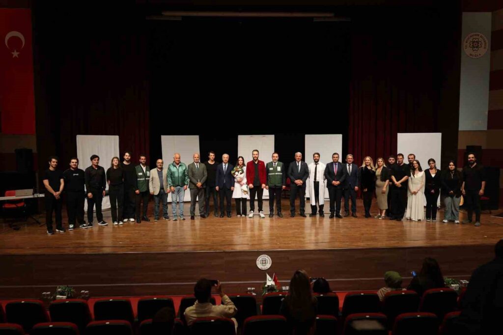 Büyükşehi̇rden Bağımlılıkla Mücadeleye Sanatla Destek
