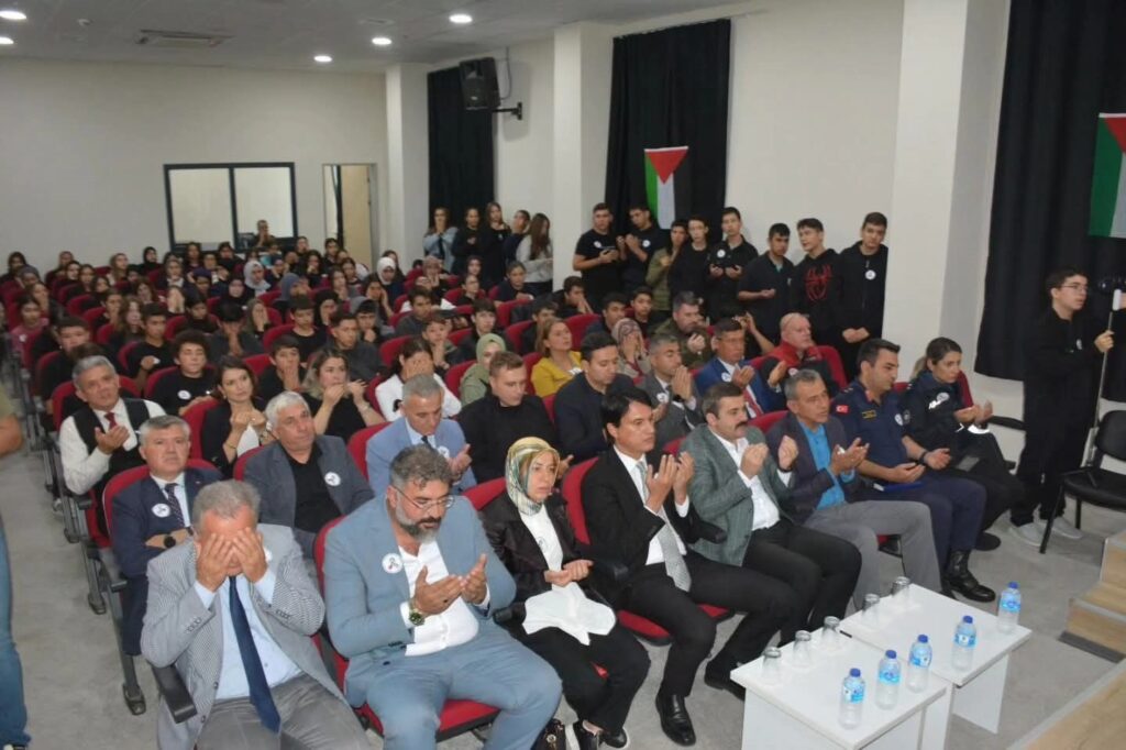 Köyceği̇zde Fi̇li̇sti̇n Farkındalık Etki̇nli̇ği̇ Düzenlendi̇