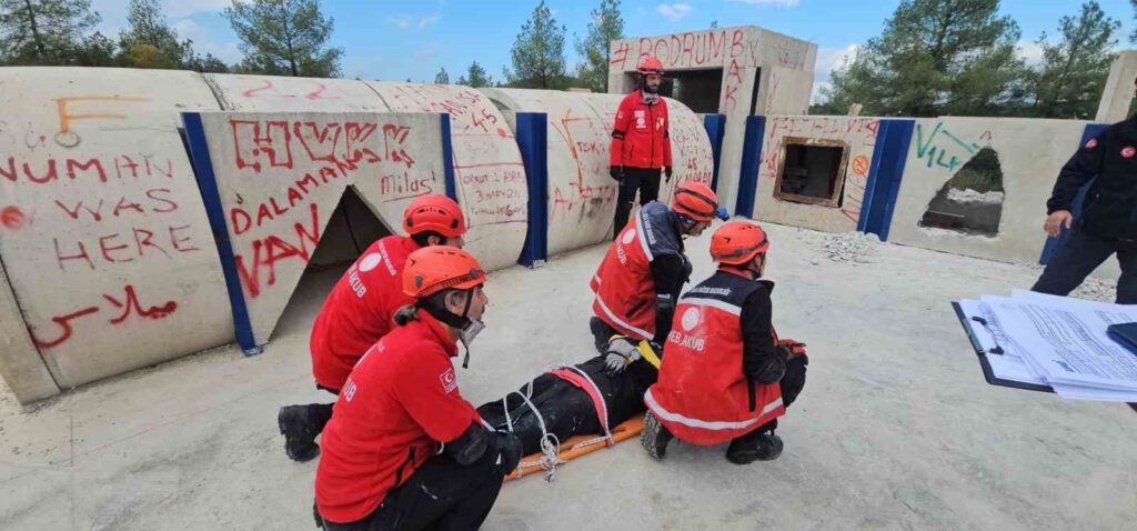Meb Akub Muğla Eki̇bi̇ Akredi̇tasyon Tatbi̇katını Başarıyla Tamamladı