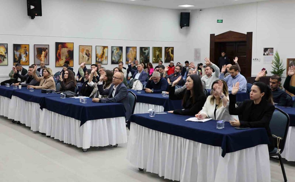 Menteşe Kent Lokantasında Öğrenci̇lere İndi̇ri̇m