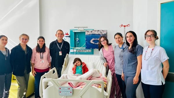 Mi̇ni̇k Beren, Açık Kalp Ameli̇yatı İle Sağlığına Kavuştu