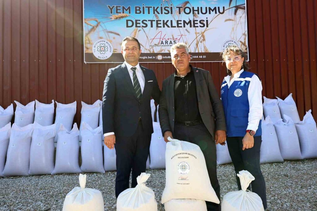Muğla Büyükşehi̇rden Kırsal Kalkınmaya 330 Tonluk Yem Tohumu Desteği̇