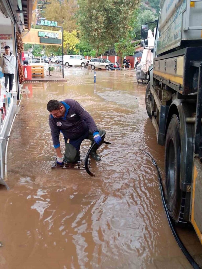 Muski̇ Yağmur Teyakkuzunda