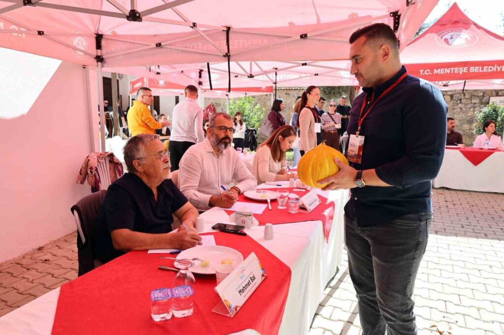 Yaylanın En İyi̇ Kavunları Yarıştı