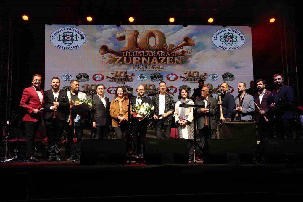 Zurnazen Festi̇vali̇nde Cumhuri̇yet Coşkusu