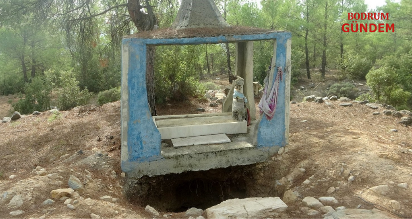 300 yıllık türbe kaçak kazıyla delik deşik edildi