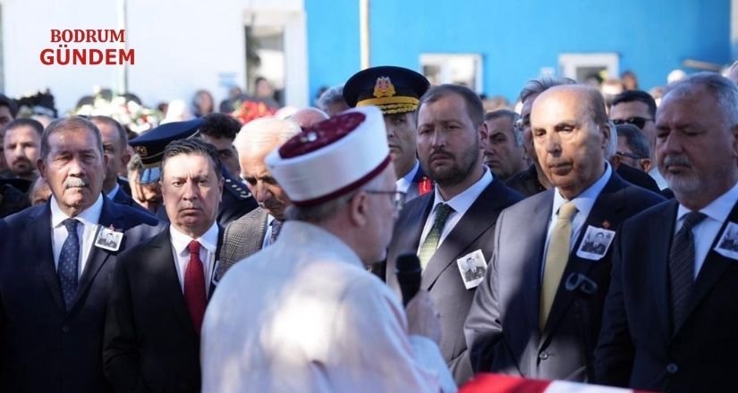 Ayaydın “5 Saatlik Töreni 5 Saniyelik Tebessüm Üzerinden Çarpıtıyorlar”