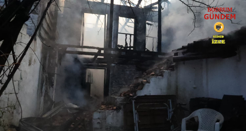 Yangında 2 ev kullanılmaz hale geldi