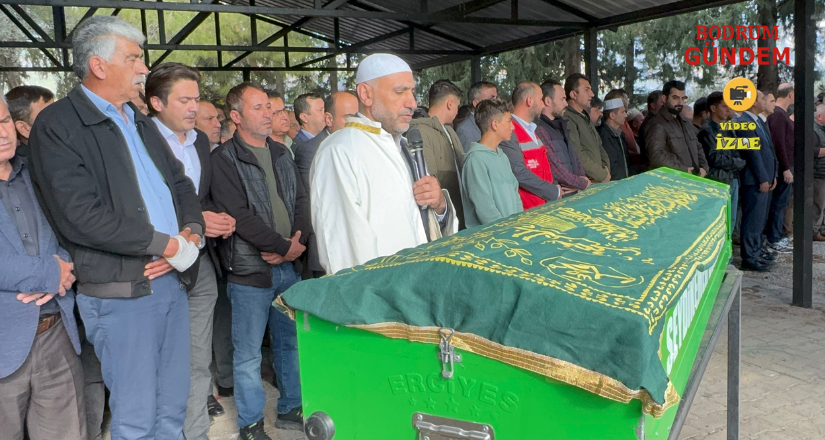 Zehi̇rlenme Şüphesi̇yle Hayatını Kaybeden Genç Kız Son Yolculuğuna Uğurlandı