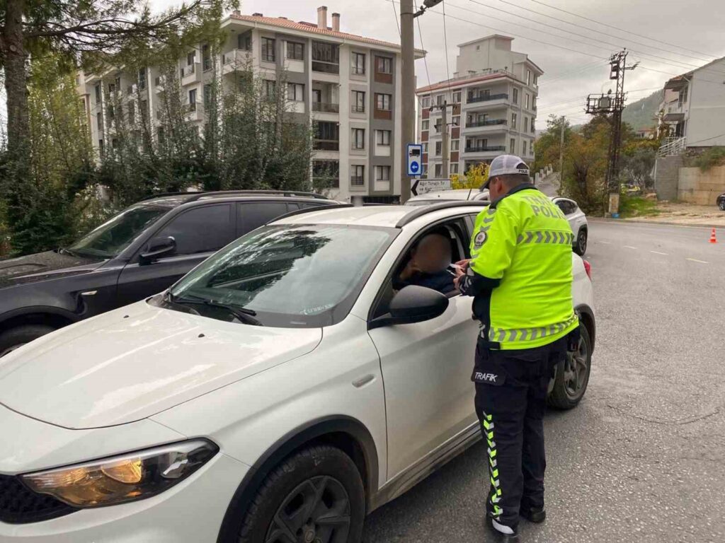 Genel Asayi̇ş Uygulamasında 8 Bi̇n 278 Şahıs Sorgulandı