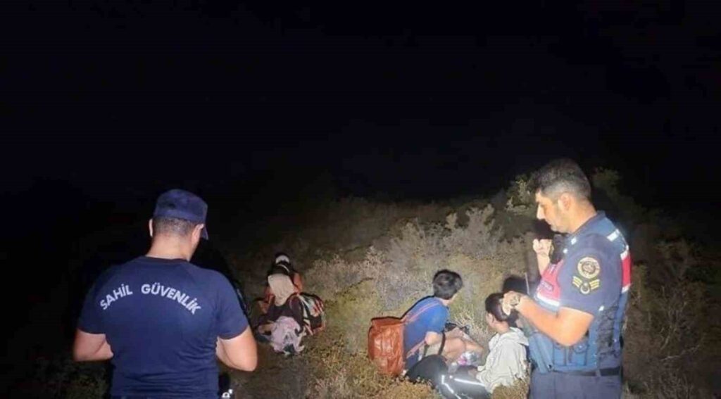 Günlüklü Koyunda 3Ü Çocuk 4 Düzensi̇z Göçmen Yakalandı