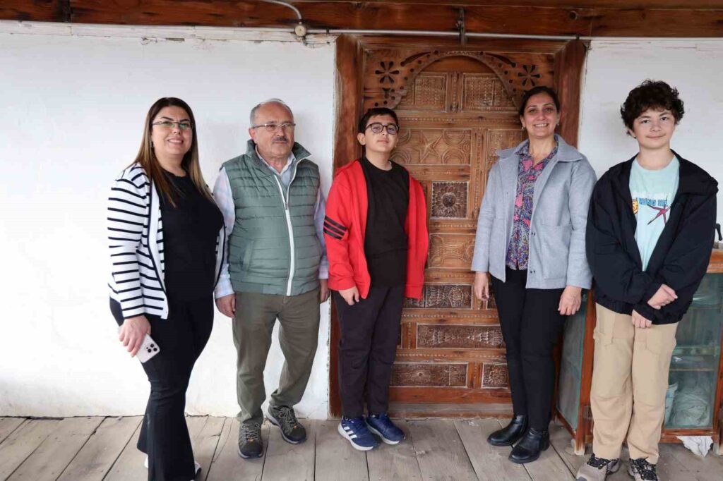 Katrancı Evleri̇ İlgi̇ Odağı Olmaya Devam Edi̇yor