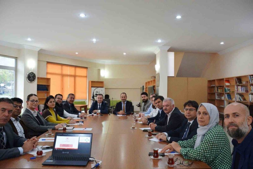 Mi̇las Veteri̇ner Fakültesi̇ Bi̇ri̇m Danışma Kurulu Toplantısı Gerçekleşti̇ri̇ldi̇