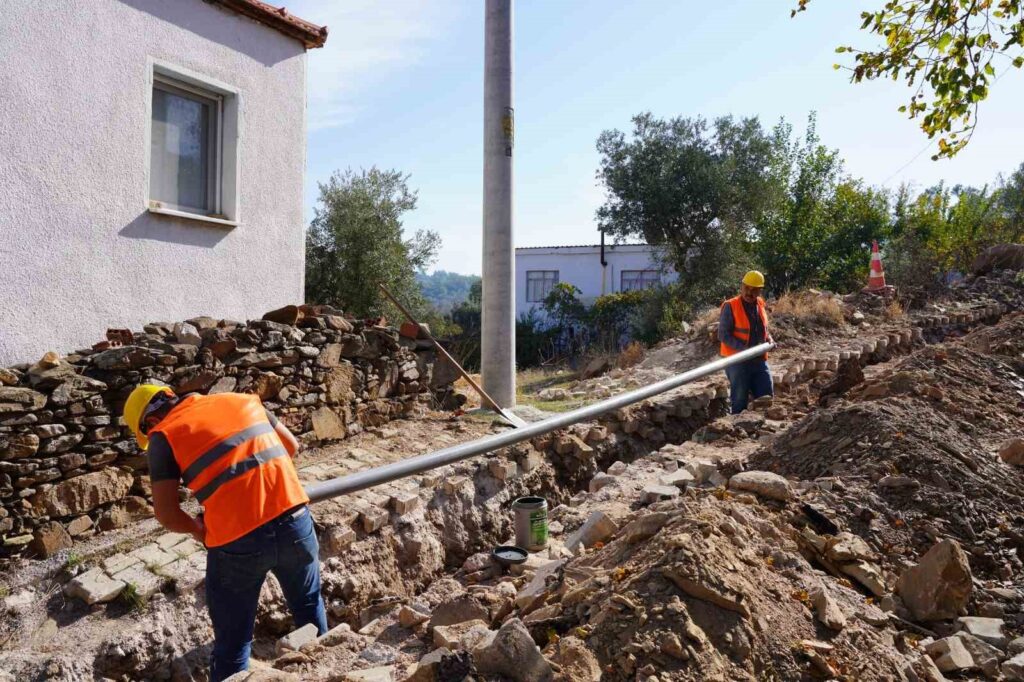 Mi̇lasta 40 Yıllık İçme Suyu Hattı Yeni̇leni̇yor