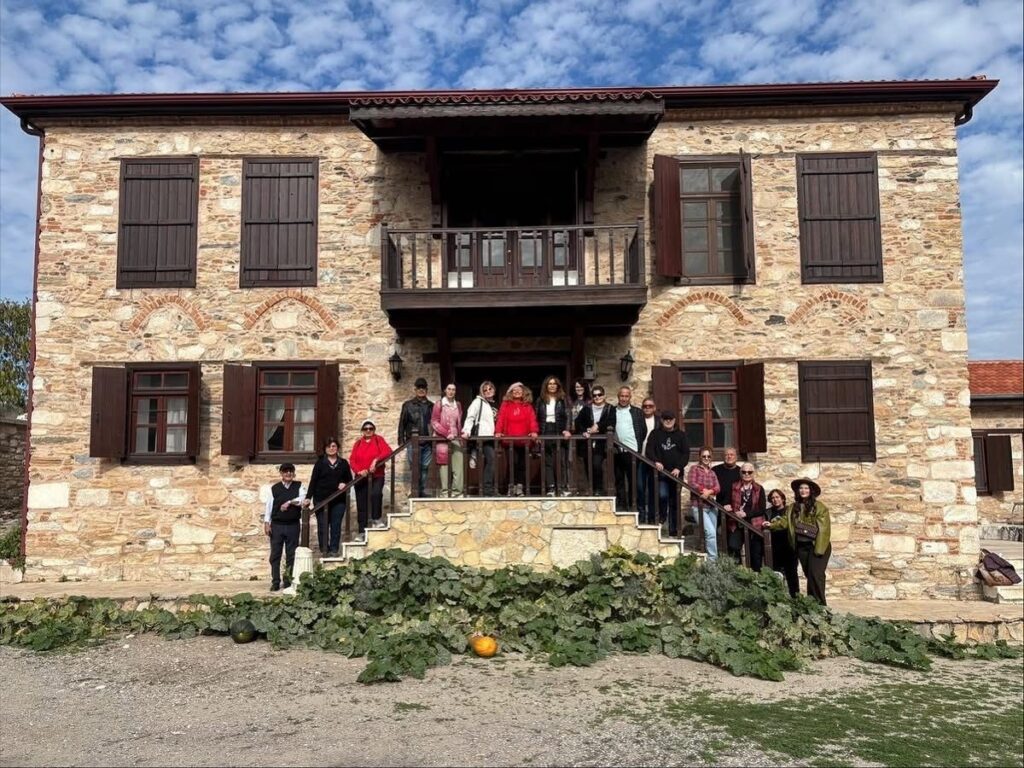 Stratoni̇kei̇a Anti̇k Kenti̇ Sanatseverleri̇ Ağırladı