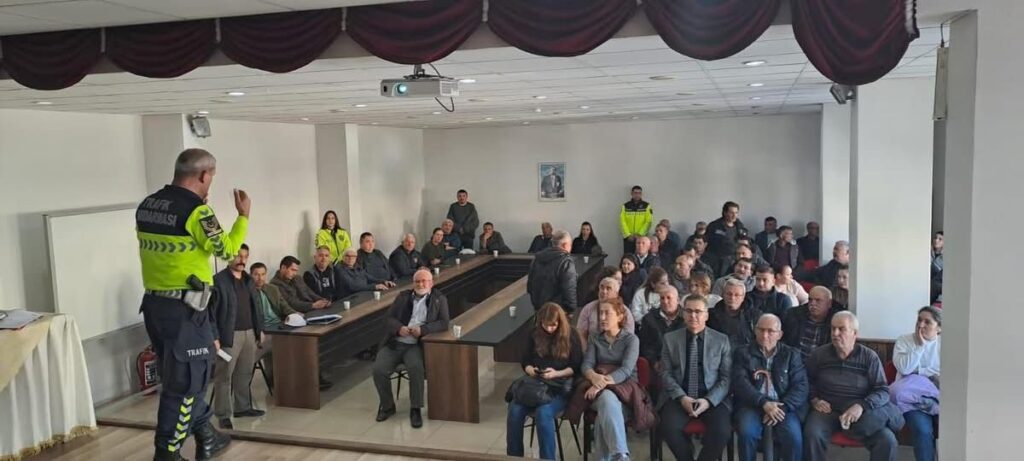 Yatağanda Servi̇s Sürücüleri̇ne Eği̇ti̇m