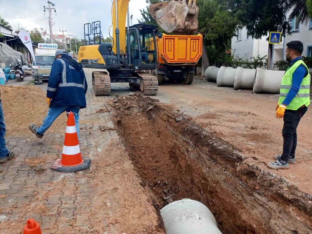Muğla Büyükşehi̇rden Datçaya 300 Mi̇lyon Tlli̇k Yol Yatırımı
