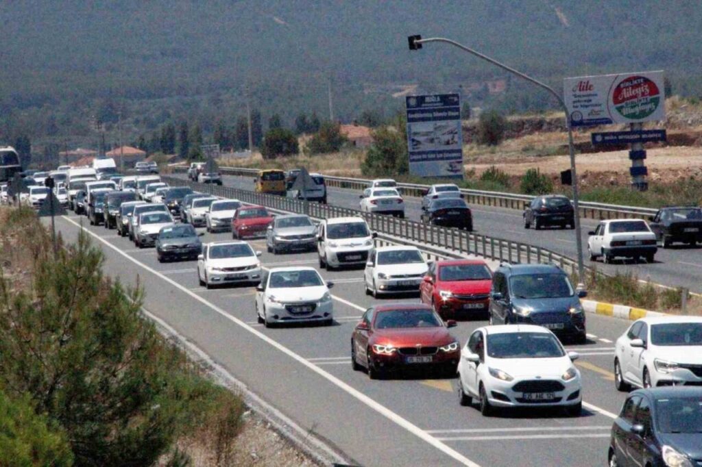 Araç sayısı bir ayda 4 bin 269 arttı