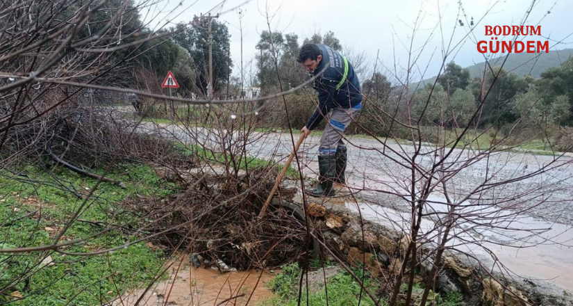 Belediye Ekiplerinden Fırtına ve Yağış Mesaisi
