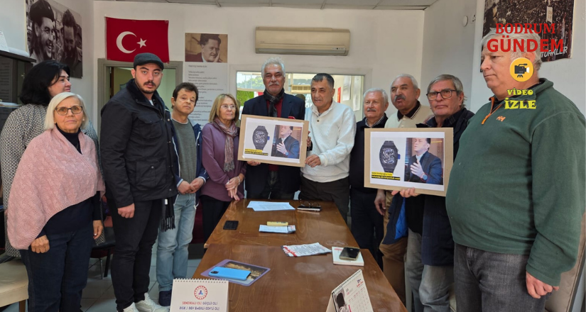 Oturma Eylemindeki Emeklilere CHP’den Ziyaret