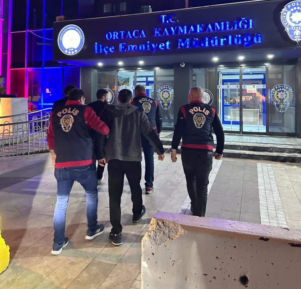  ‘Kasten öldürme’ suçundan aranan 2 şahıs yakalandı  