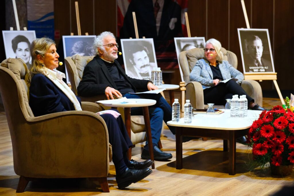 Uğur Mumcu, Cumhuriyet Yazarlarıyla Anıldı