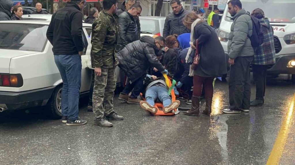 Menteşe’de otomobil yaya çarptı: 1 yaralı