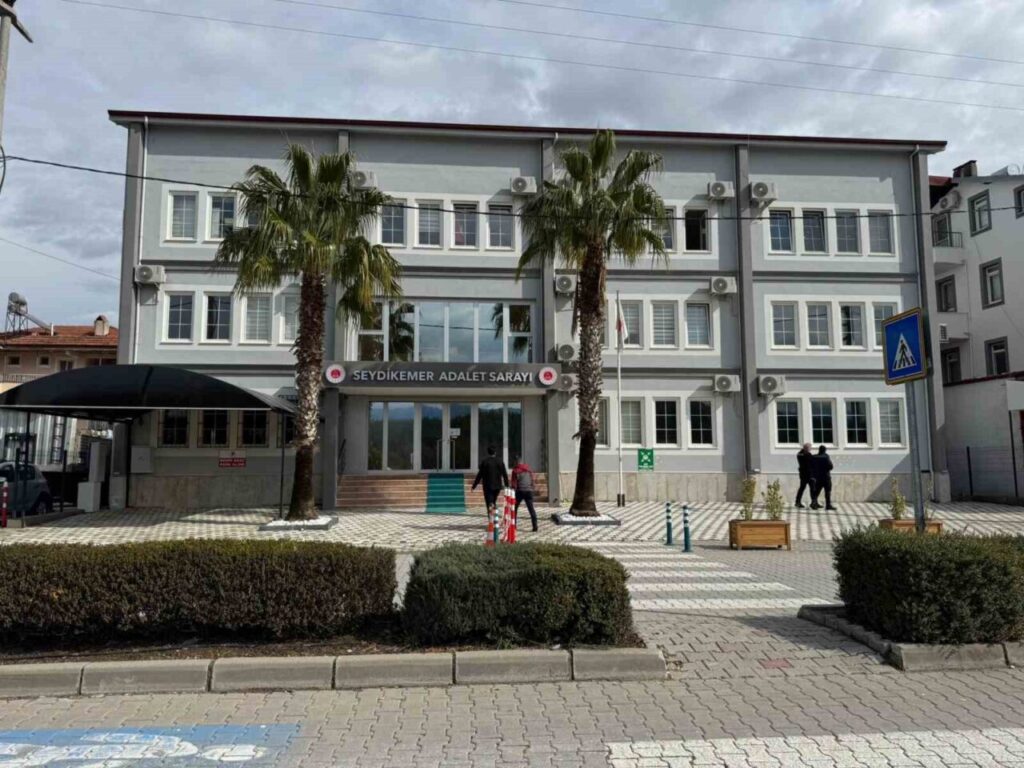 Rüşvet operasyonu: 2 tutuklama