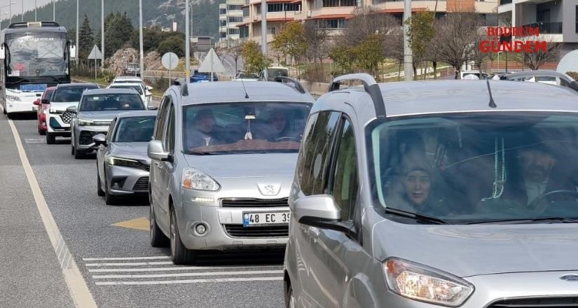 Bayram tatilinde 160 binden fazla araç giriş ve çıkışı oldu