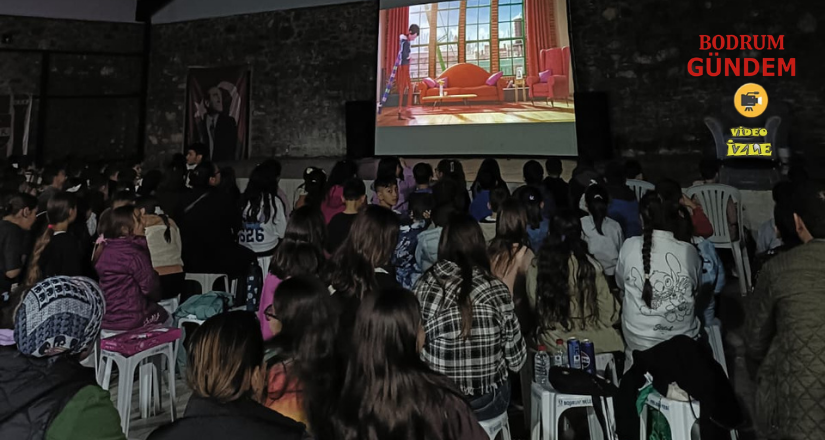 Mumcular’da Sinema Etkinliği Yoğun Katılımla Gerçekleşti