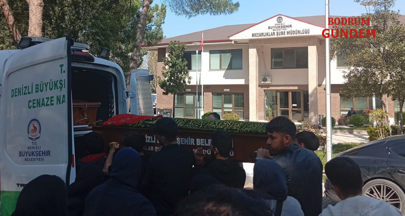 Batan botta hayatını kaybeden göçmenlerden 4’ü Denizli’de toprağa verildi