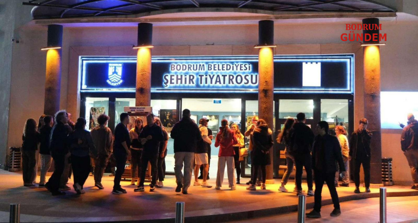 Bodrum’da Perde “Cambazın Cenazesi” ile Kapandı
