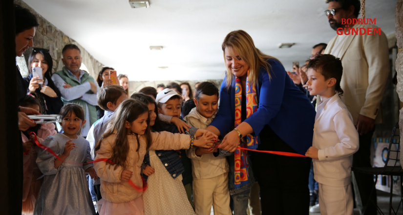 Dünya Sanat Günü’nde Miniklerden Anlamlı Sergi