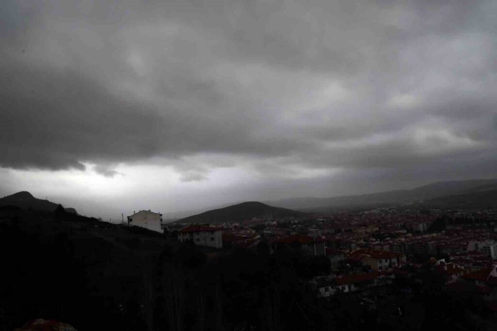Meteoroloji’den Afrika tozu uyarısı