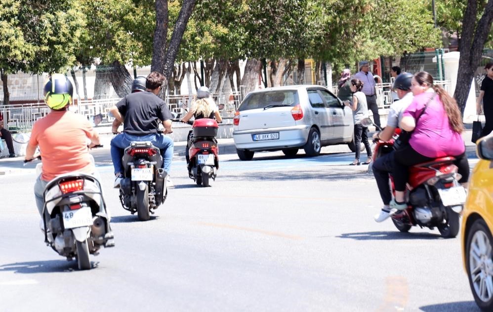 4 kişiden birisi motosiklet sahibi