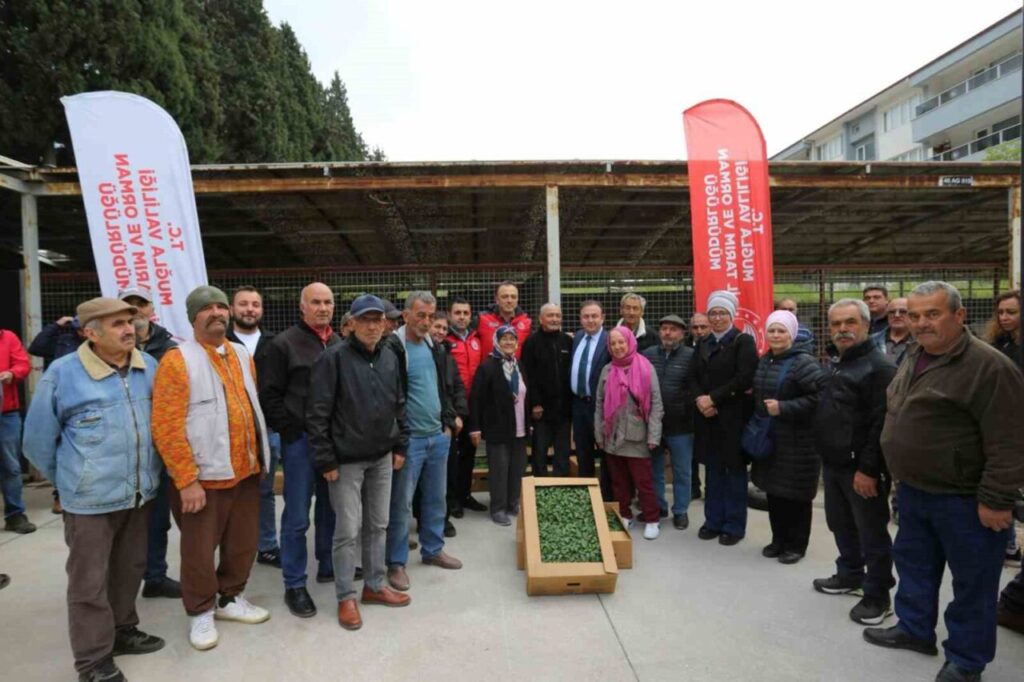 500 Bin Ata Fidesi Üreticiyle Buluştu