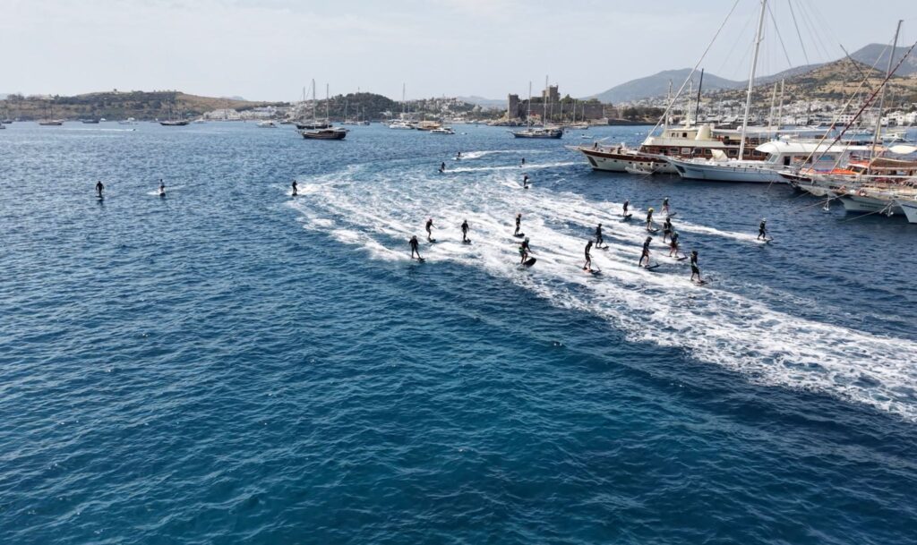 Bodrum’da su üstünde adrenalin fırtınası