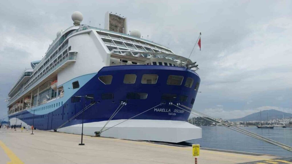 Bodrum’a 1812 yolcusuyla geldi