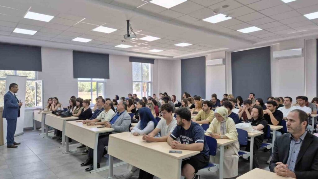 Milas Veteriner Fakültesi’nde ‘Ailem benim her şeyim’ paneli
