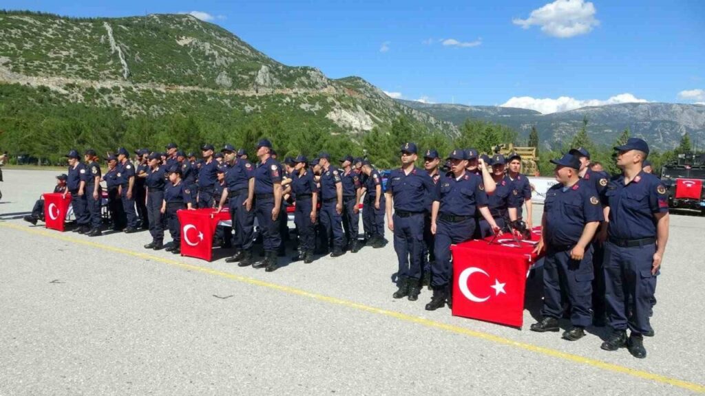 29 özel birey bir günlüğüne asker oldu