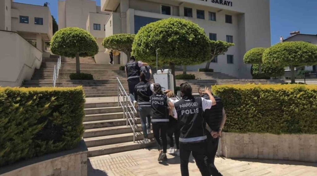 Uyuşturucu operasyonlarında 4 tutuklama